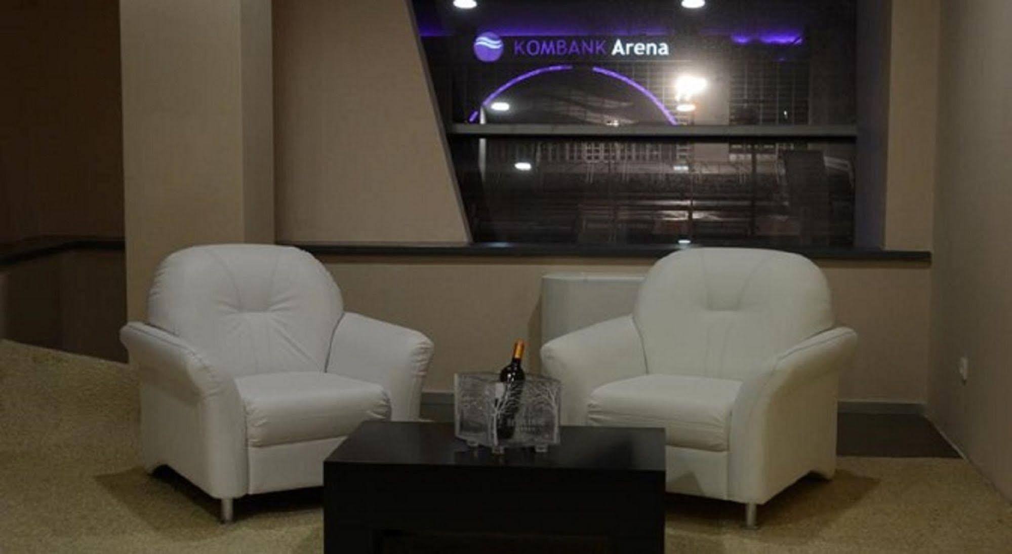 Hotel Metropolitan By Belgrade Arena エクステリア 写真